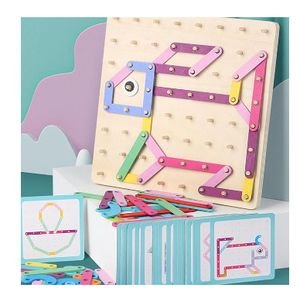 Jeu éducatif de clous et formes géométriques en bois avec cartes modèles