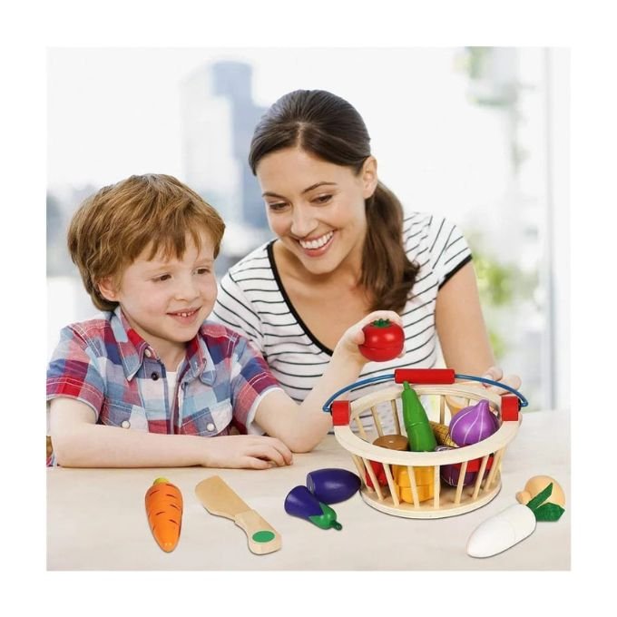 Panier de fruits en bois Montessori avec couteau et fruits à découper – 12 pièces