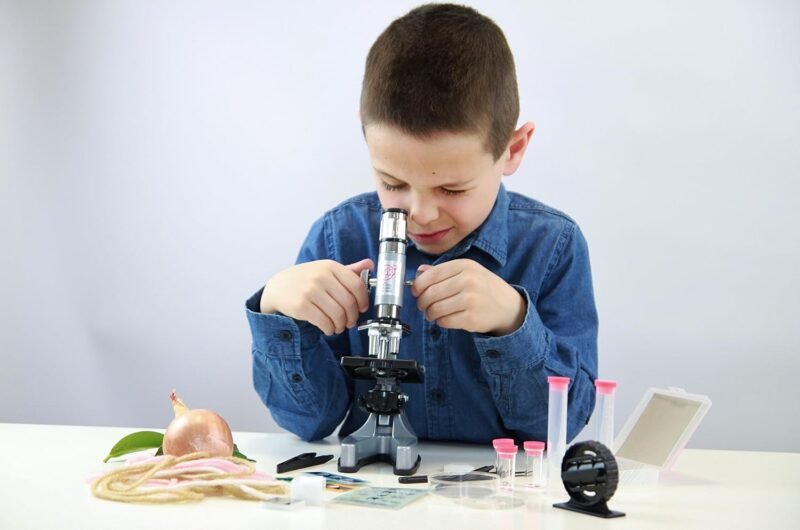 Microscope Scientifique Enfant – Kit d’Exploration et Expériences