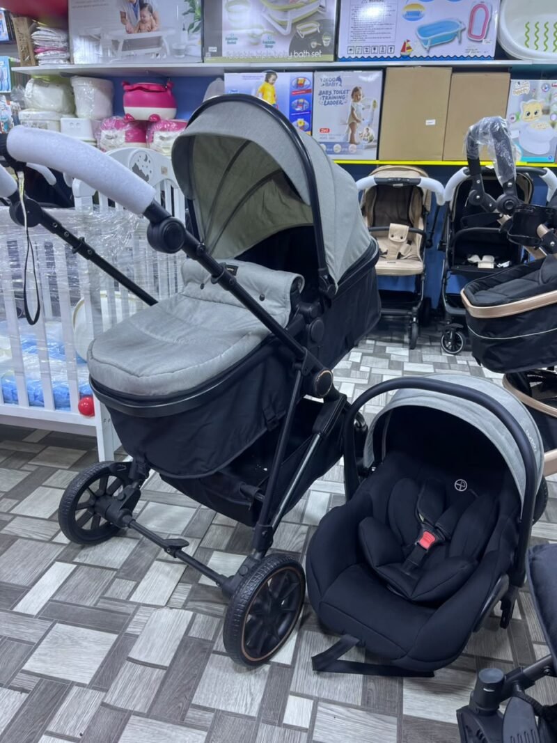 Poussette Bébé Combinée 2 en 1 avec Nacelle et Siège Auto – Gris
